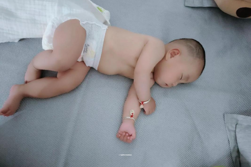 巴中宝宝口水多怎么回事